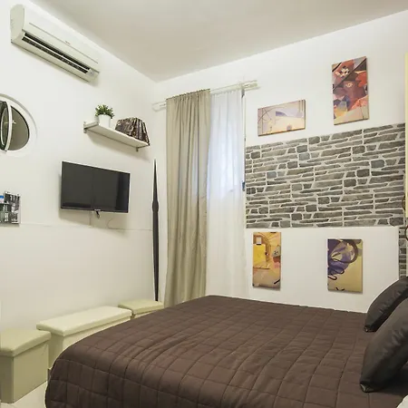 Apartment Alma House