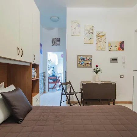 Apartment Alma House *