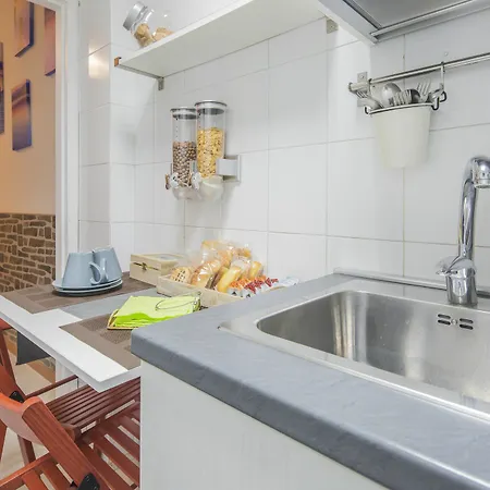 Alma House Salerno